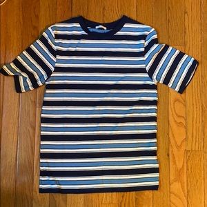 GU global blue stripe tshirt, L